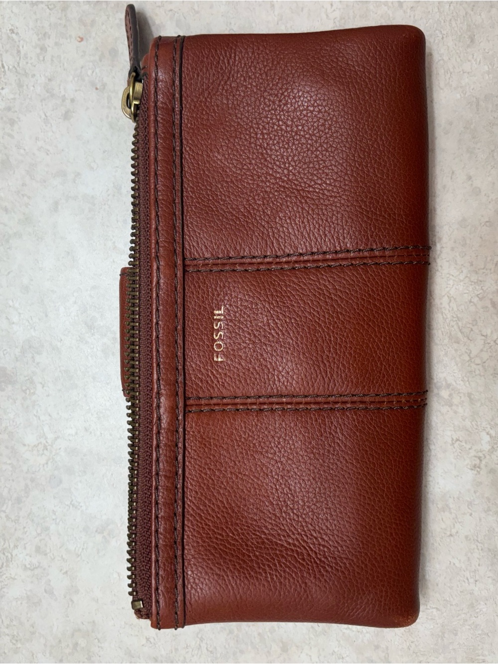 Fossil Chestnut Brown Leather Zip Wallet with Gold Hardware